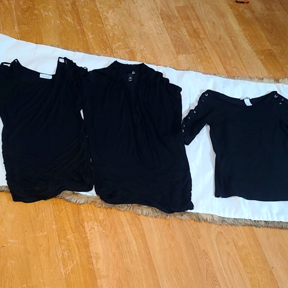 A bundle of 3 tops